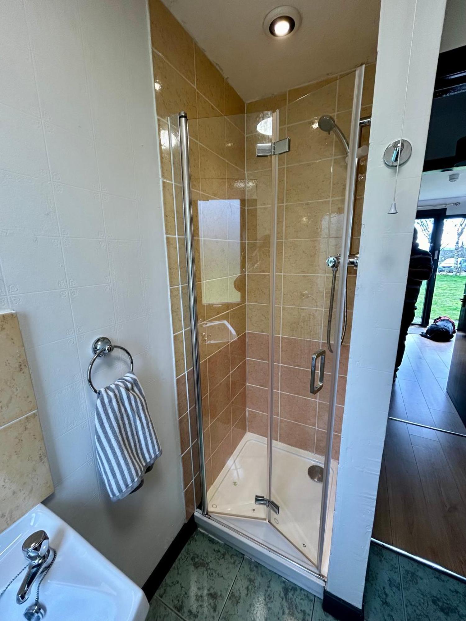Kilcoy Chalets Muir of Ord Ngoại thất bức ảnh
